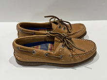 Load image into Gallery viewer, Kids Vintage Sperry Dock Shoes
