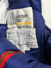 Load image into Gallery viewer, Vintage London Fog Snow pants
