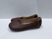 Load image into Gallery viewer, Brown Leather Ballet Flats
