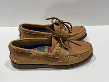 Load image into Gallery viewer, Kids Vintage Sperry Dock Shoes

