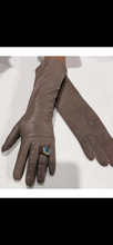 Load image into Gallery viewer, Vintage Lord &amp; Taylor Leather Gloves
