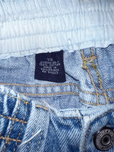 Load image into Gallery viewer, Vintage Gap Denim Shorts
